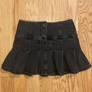 Black Pleated Denim Mini Skirt - BDG Urban Outfitters